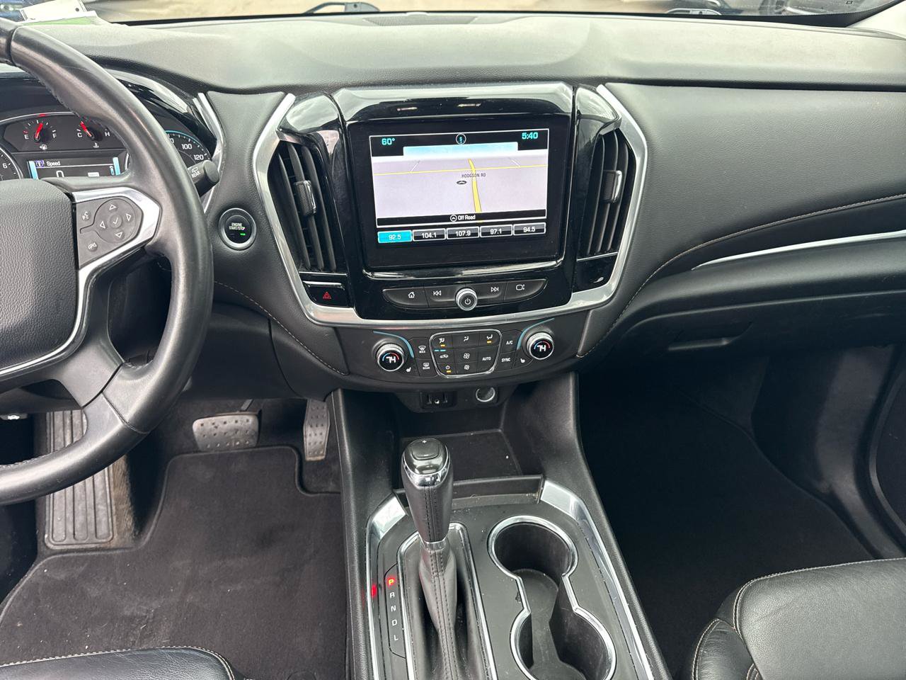 Used 2019 Chevrolet Traverse LT w/ LT Premium Package AWD/4WD image 10