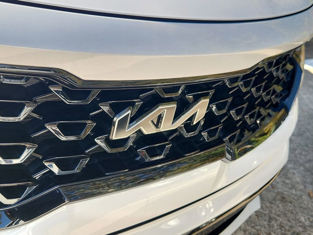 Used 2023 Kia Sorento SX image 11