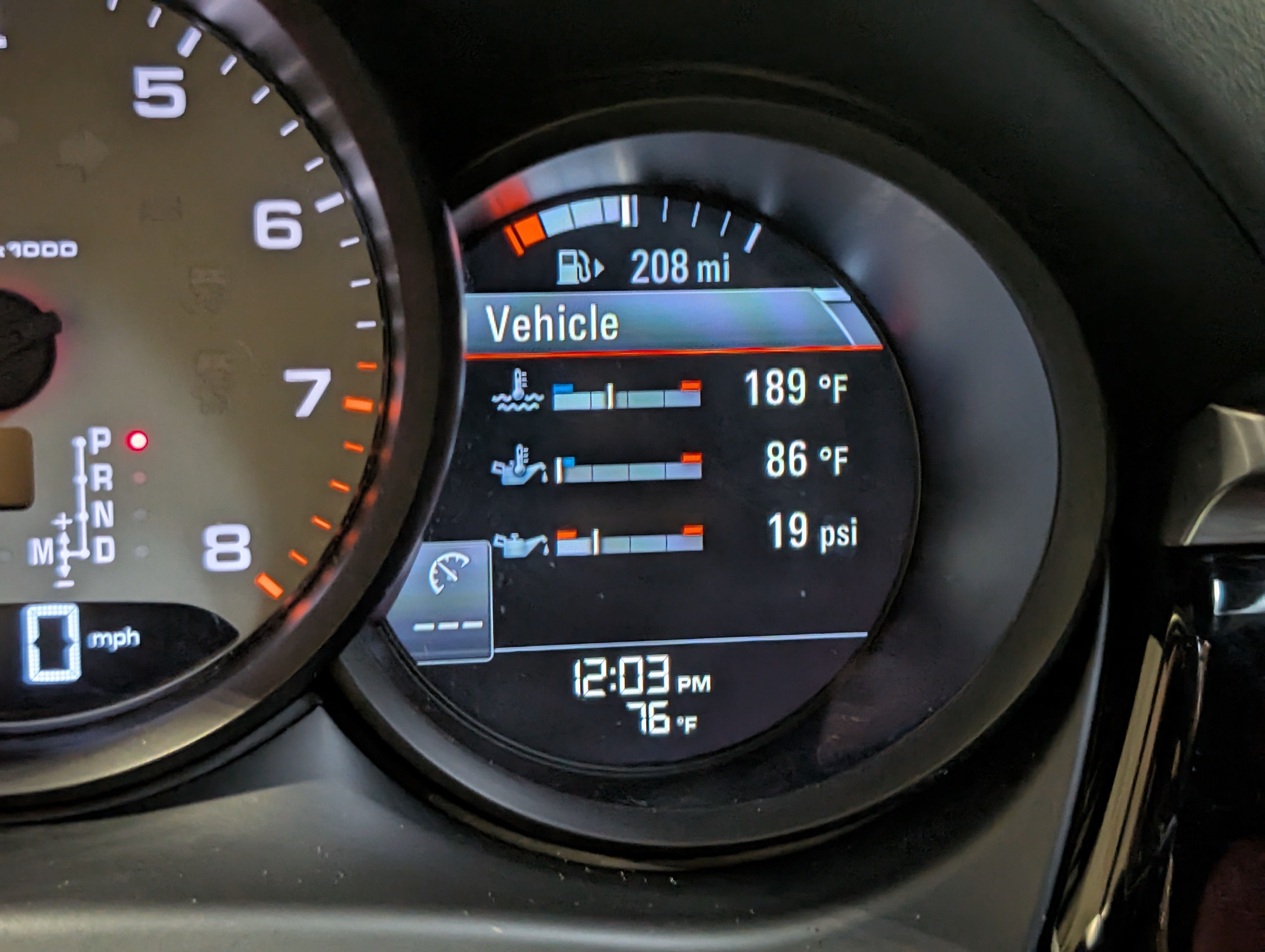 Certified 2020 Porsche Macan S AWD/4WD image 31