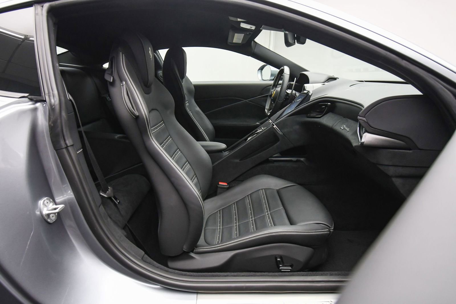 Certified 2023 Ferrari Roma image 54