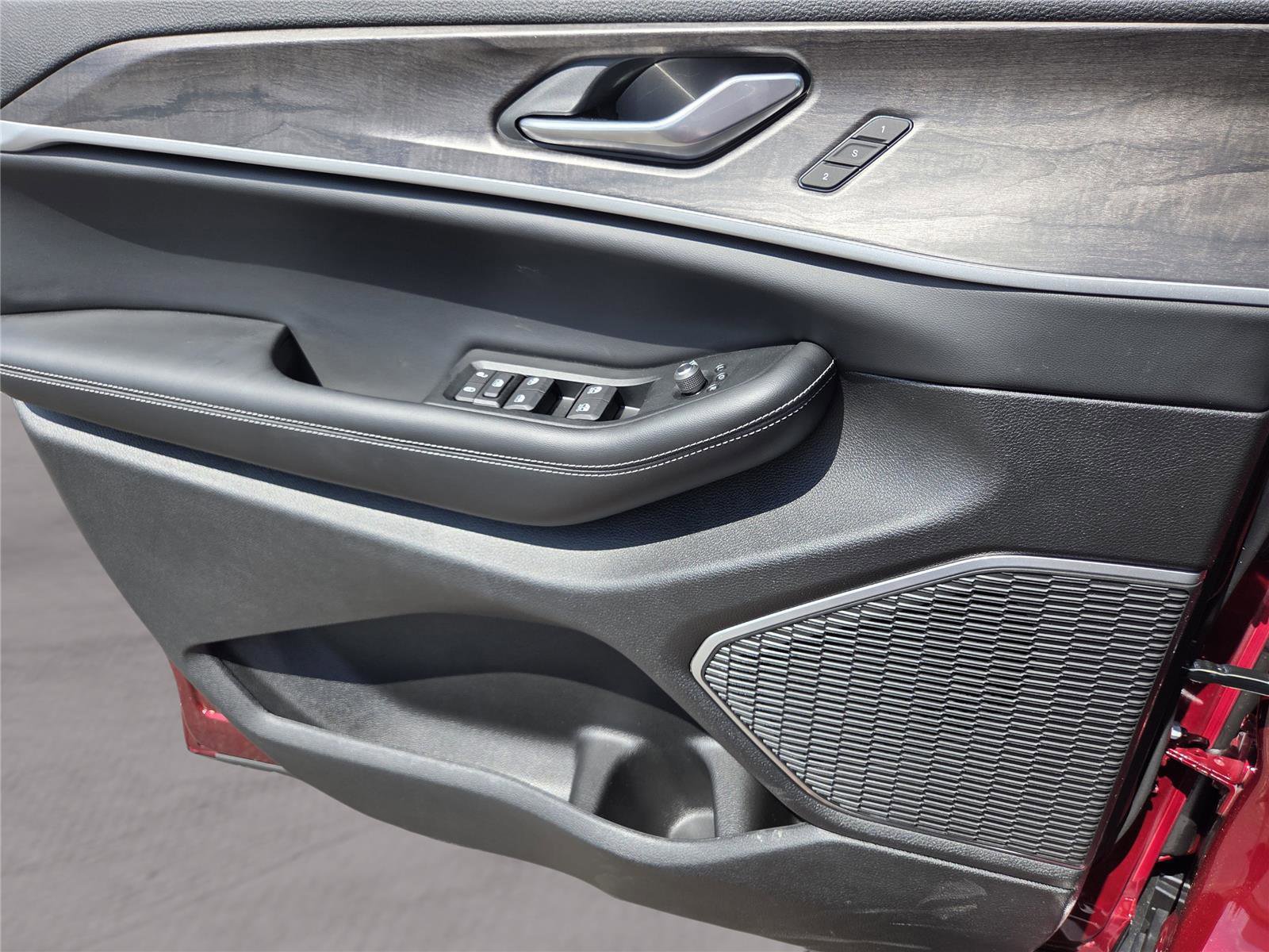 New 2026 Jeep Grand Cherokee L Limited image 21