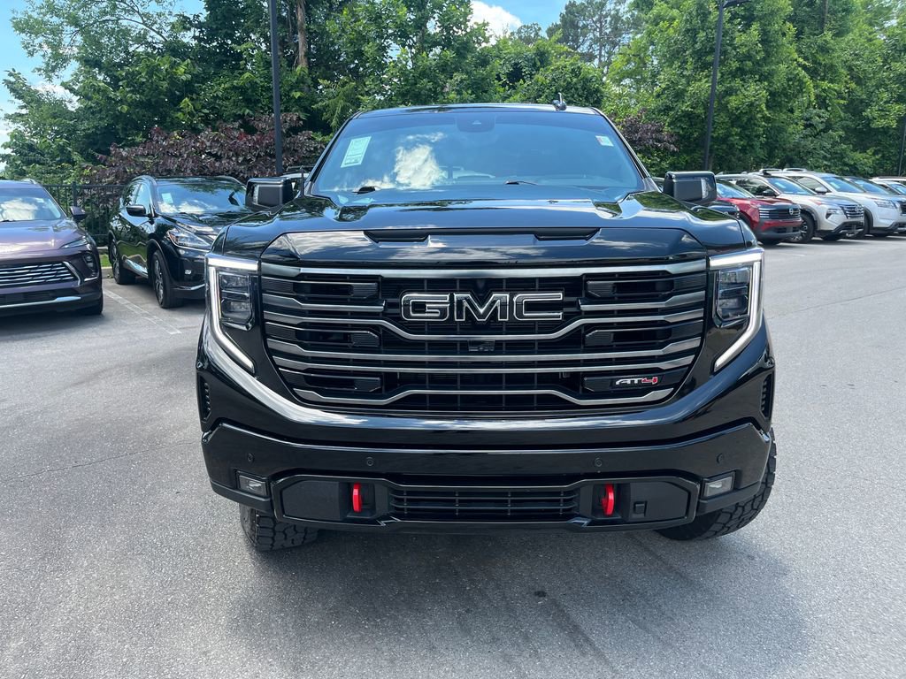 Used 2025 GMC Sierra 1500 AT4 w/ AT4 Premium Package AWD/4WD image 37