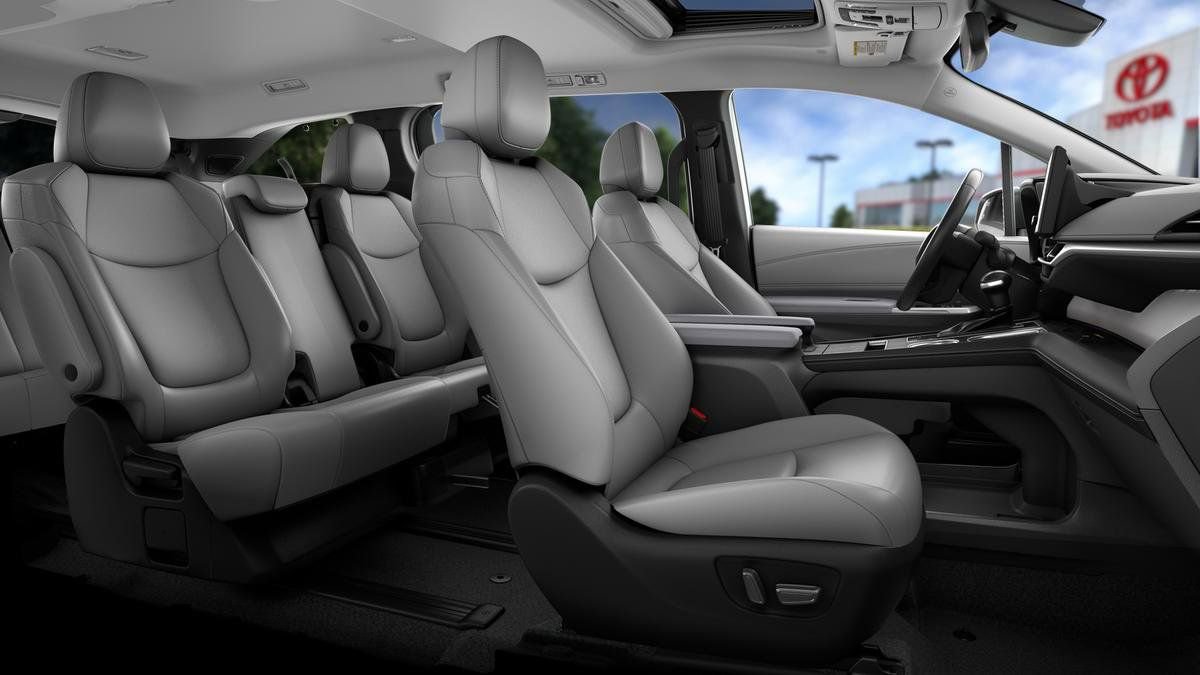 New 2026 Toyota Sienna XLE FWD image 20