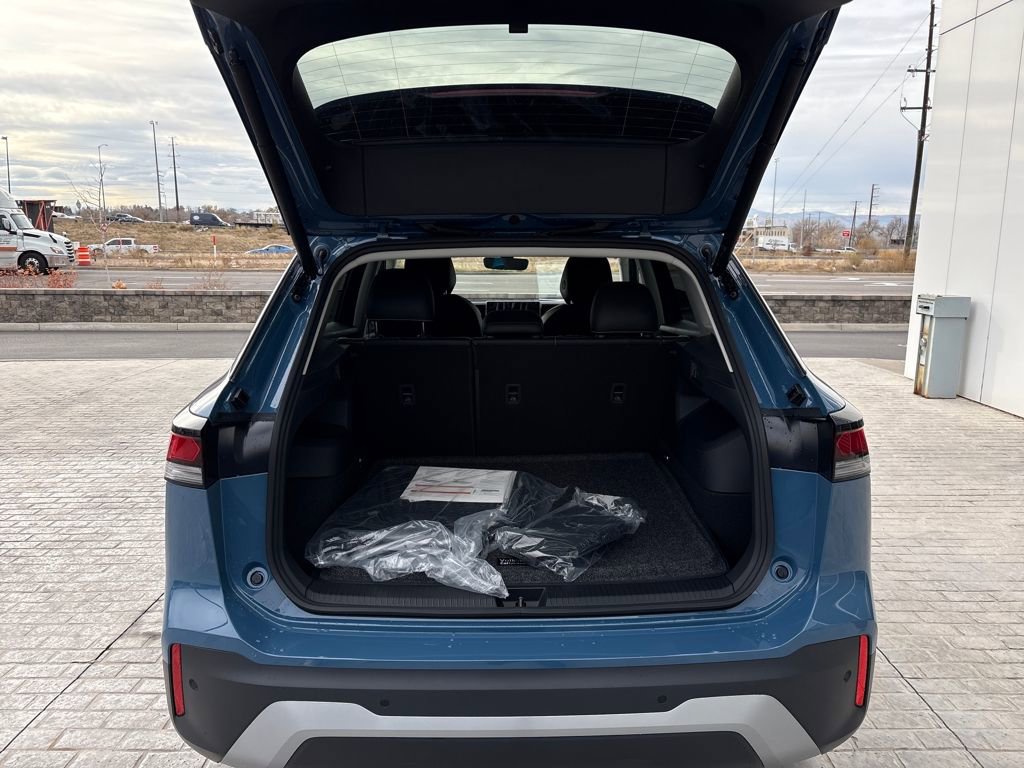 New 2026 Volkswagen Tiguan SE image 21