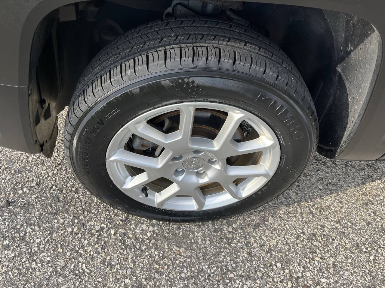 Used 2019 Jeep Renegade Sport w/ Sport Appearance Group AWD/4WD image 9