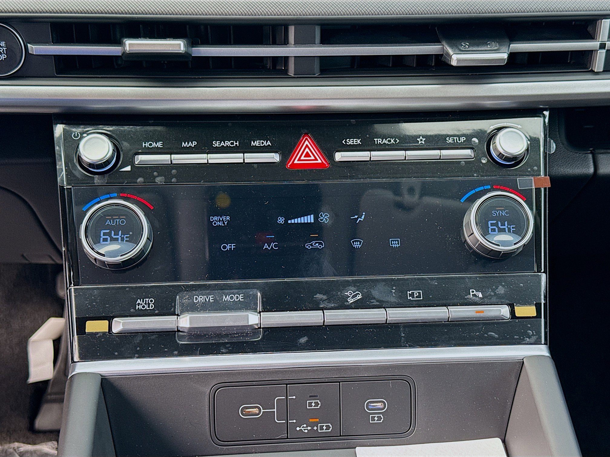 New 2026 Hyundai Santa Fe SE FWD image 12