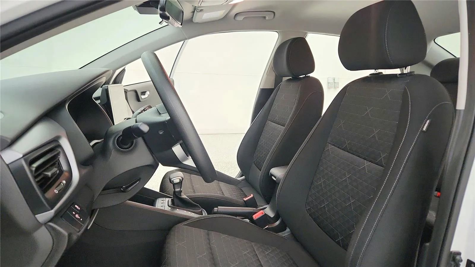 Used 2023 Kia Rio S w/ Technology Package image 27