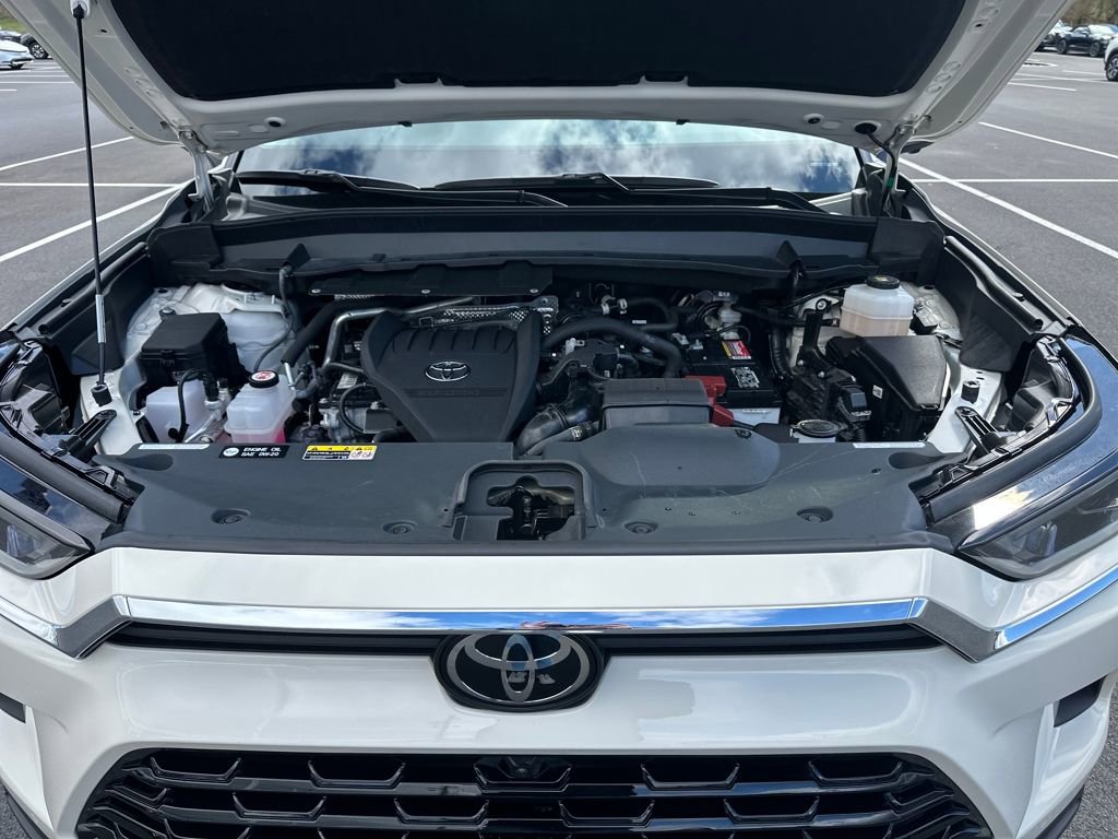 Used 2024 Toyota Grand Highlander Platinum image 10