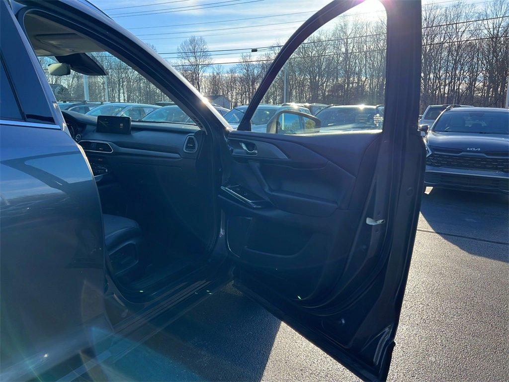 Used 2022 MAZDA CX-9 Touring Plus image 8