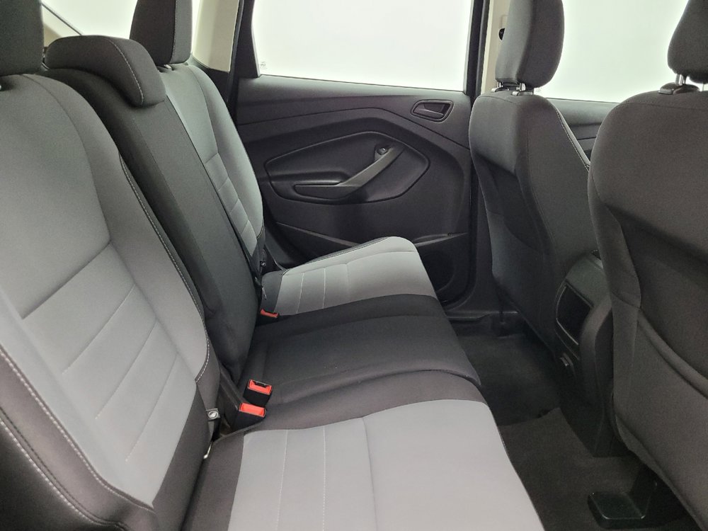 Used 2019 Ford Escape S image 19