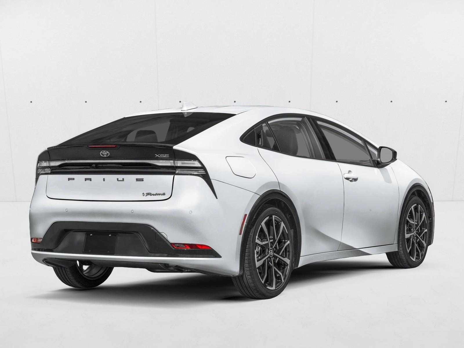 New 2026 Toyota Prius Plug-In Hybrid FWD image 2