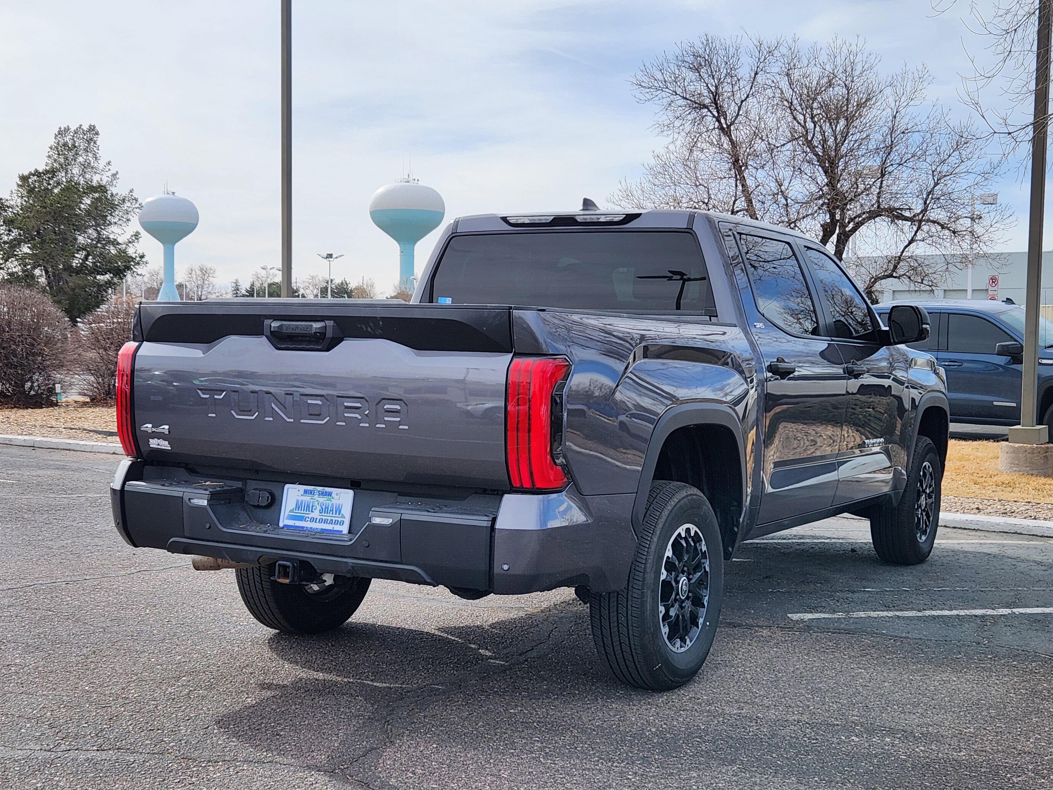 Used 2024 Toyota Tundra SR5 w/ SR5 Convenience Package image 7