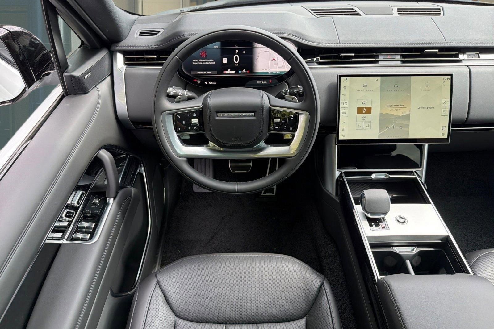 New 2026 Land Rover Range Rover Long Wheelbase SE AWD/4WD image 23