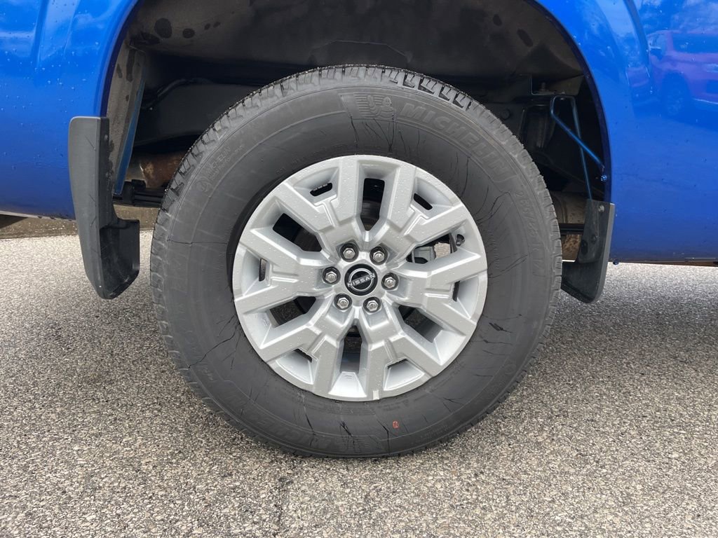Used 2024 Nissan Frontier SV w/ SV Convenience Package image 45