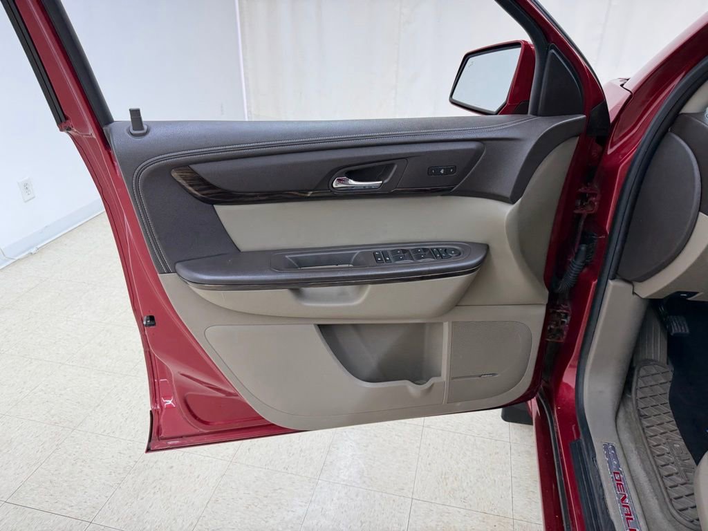 Used 2014 GMC Acadia Denali image 20