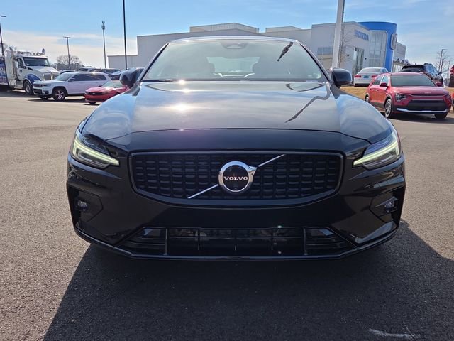 Used 2024 Volvo S60 B5 Plus image 8