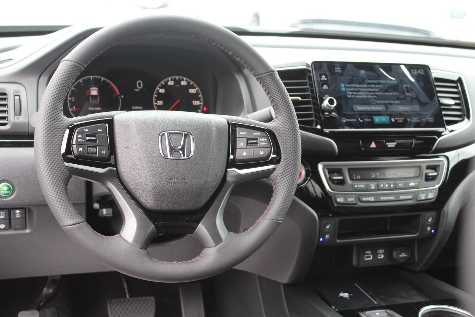 New 2026 Honda Ridgeline Black Edition image 10