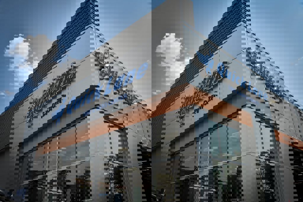 New 2024 Ford Edge SE w/ Black Appearance Package image 41