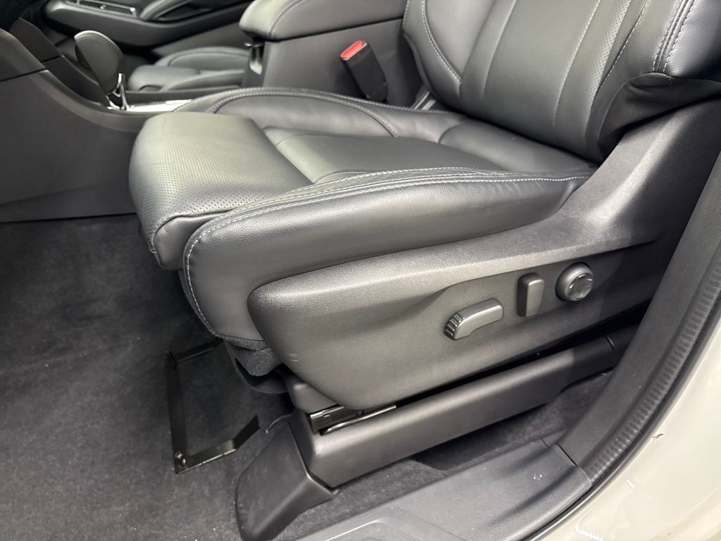 Certified 2025 Subaru Ascent Touring image 12