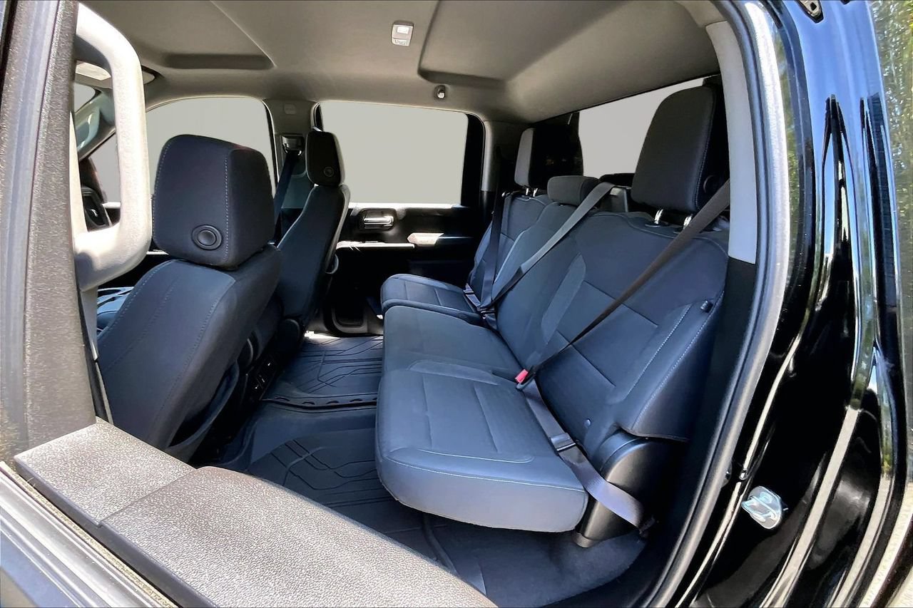 Used 2024 Chevrolet Silverado 2500 Custom w/ Custom Convenience Package AWD/4WD image 20