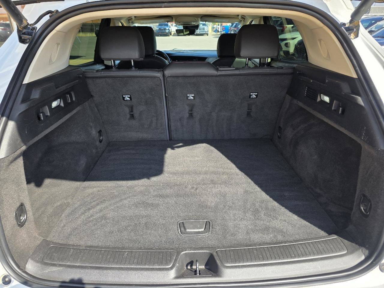 Used 2022 Buick Envision Essence w/ Technology Package II FWD image 25