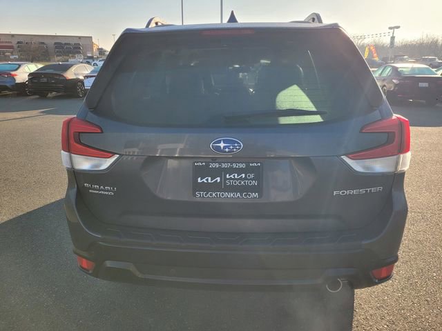 Used 2023 Subaru Forester Limited w/ Popular Package #2 image 5