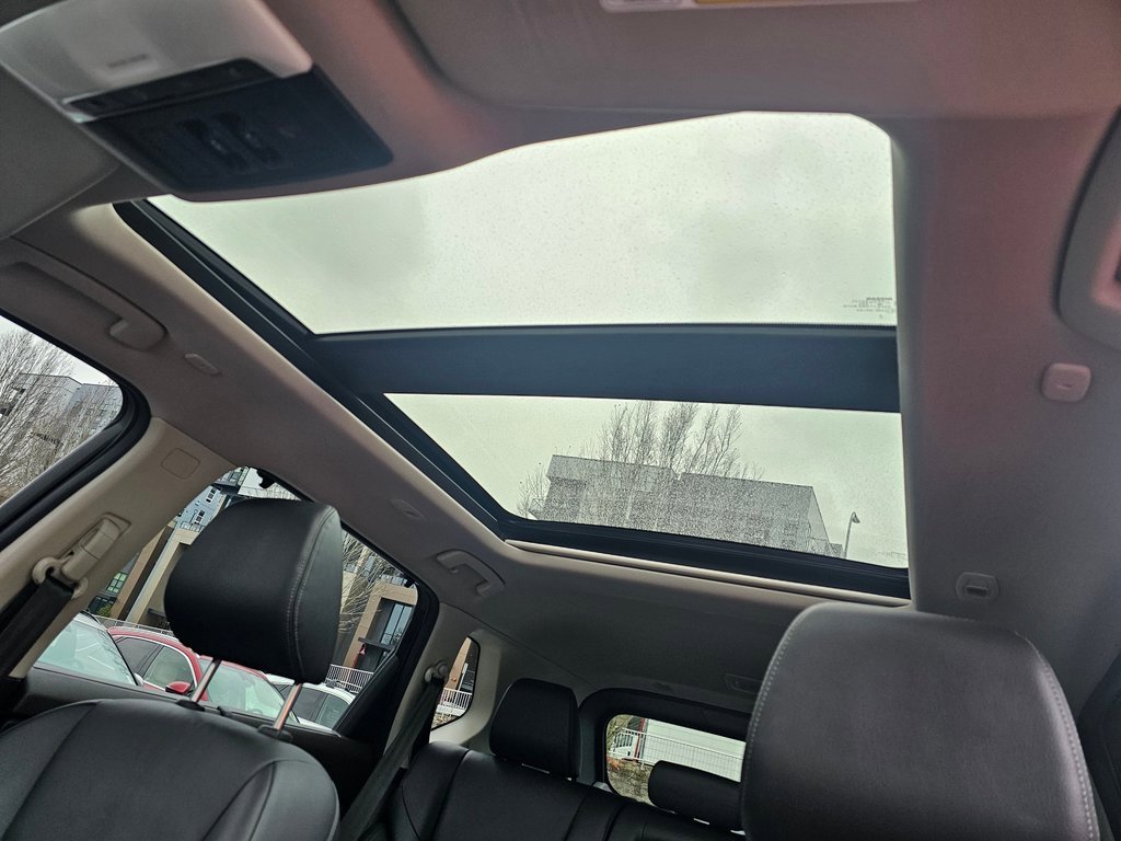 Used 2022 Nissan Rogue SL w/ SL Premium Package image 10