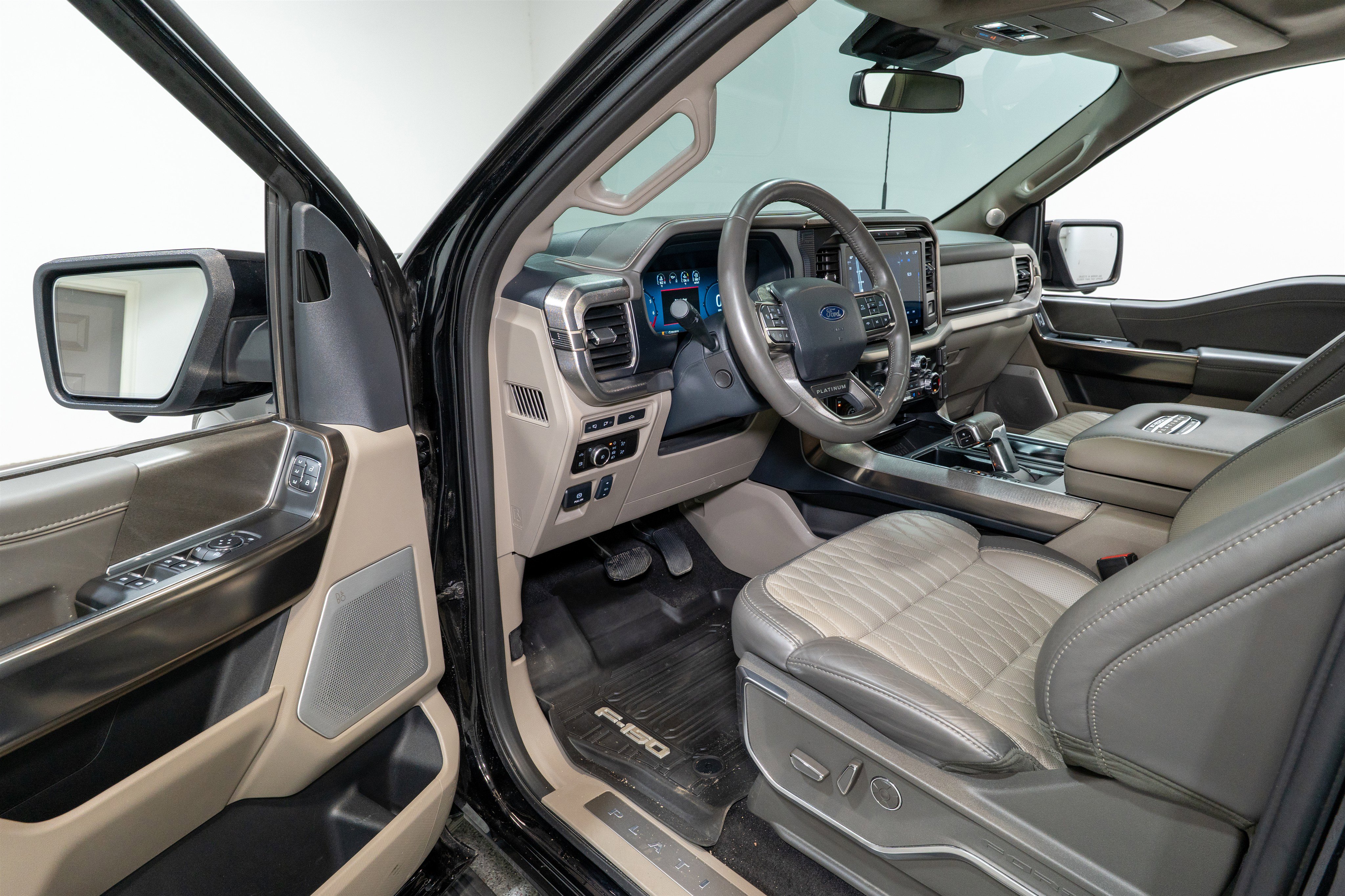 Used 2024 Ford F150 Platinum w/ Equipment Group 703A Plus image 17