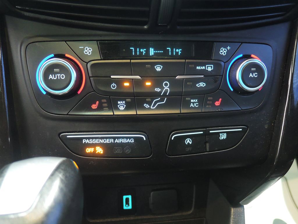 Used 2017 Ford Escape Titanium FWD image 20