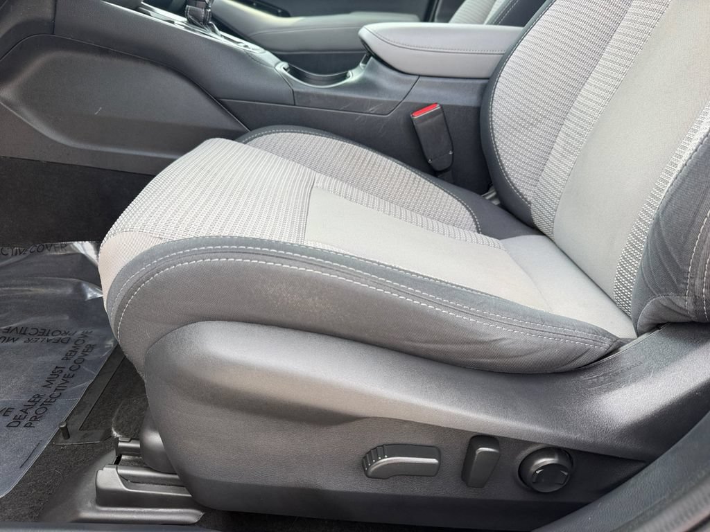 Used 2022 Subaru Outback Premium AWD/4WD image 11