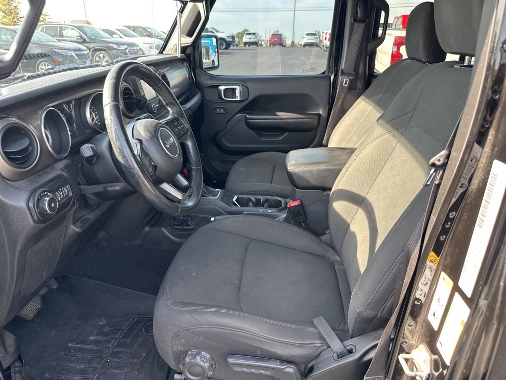 Used 2018 Jeep Wrangler Unlimited Sport S image 23