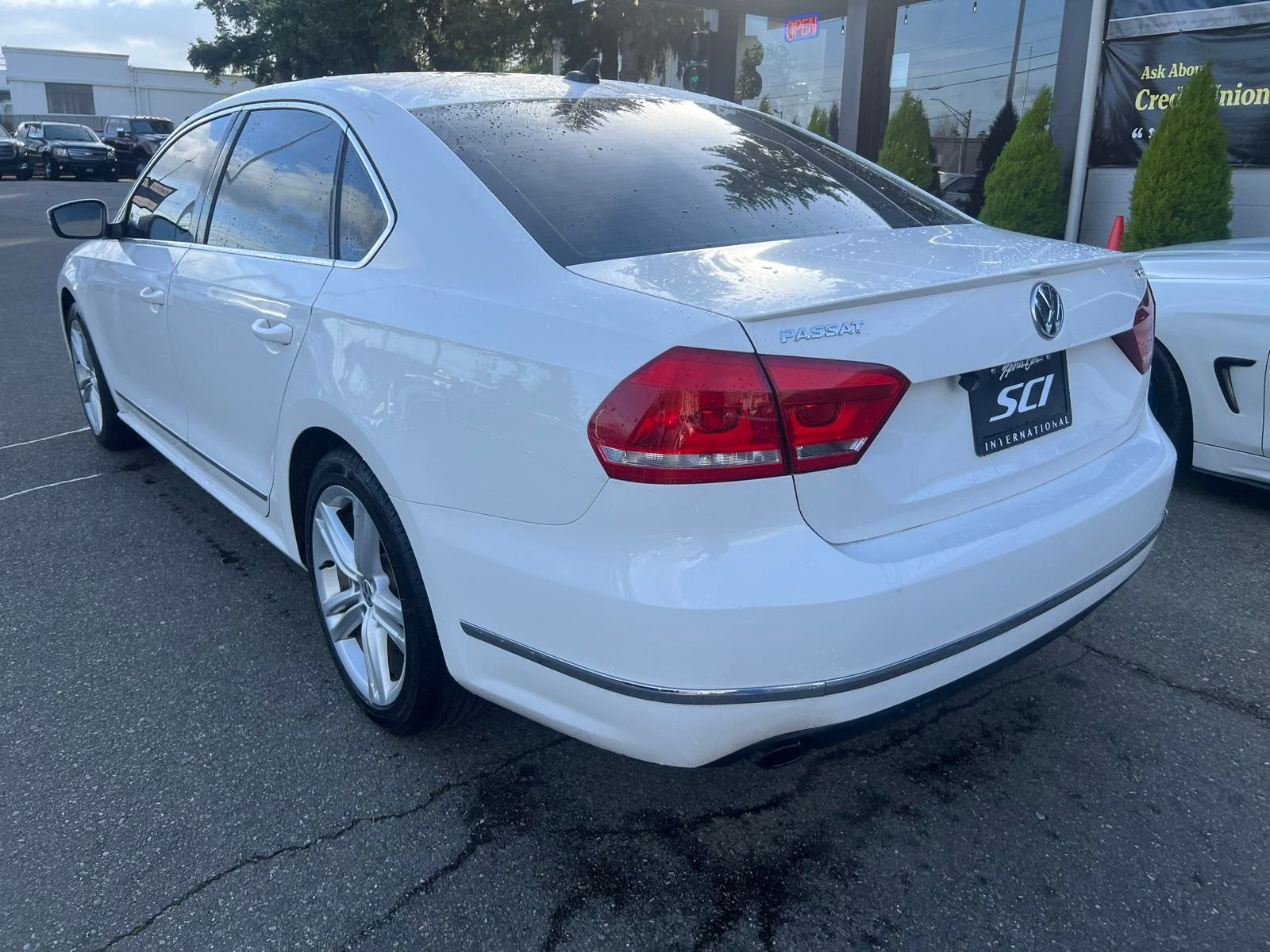 Used 2014 Volkswagen Passat 1.8T SEL Premium image 8