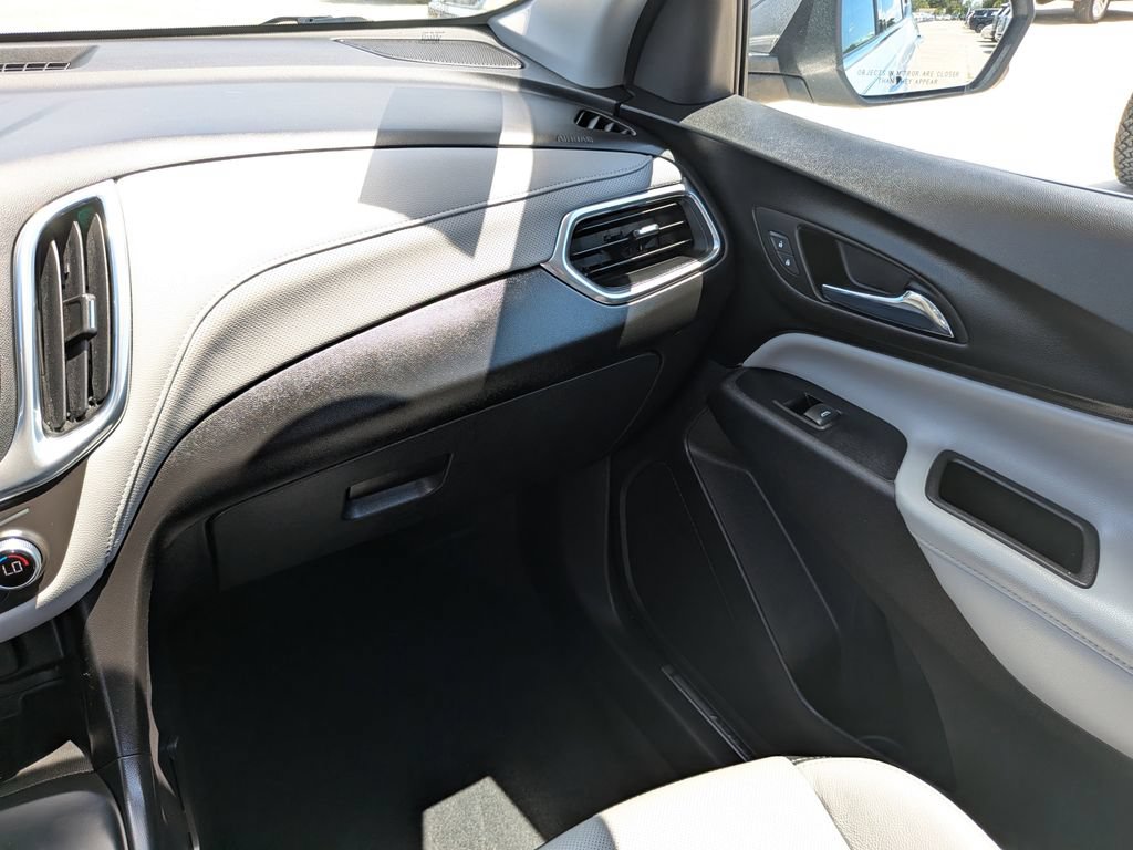 Used 2018 Chevrolet Equinox Premier FWD image 21