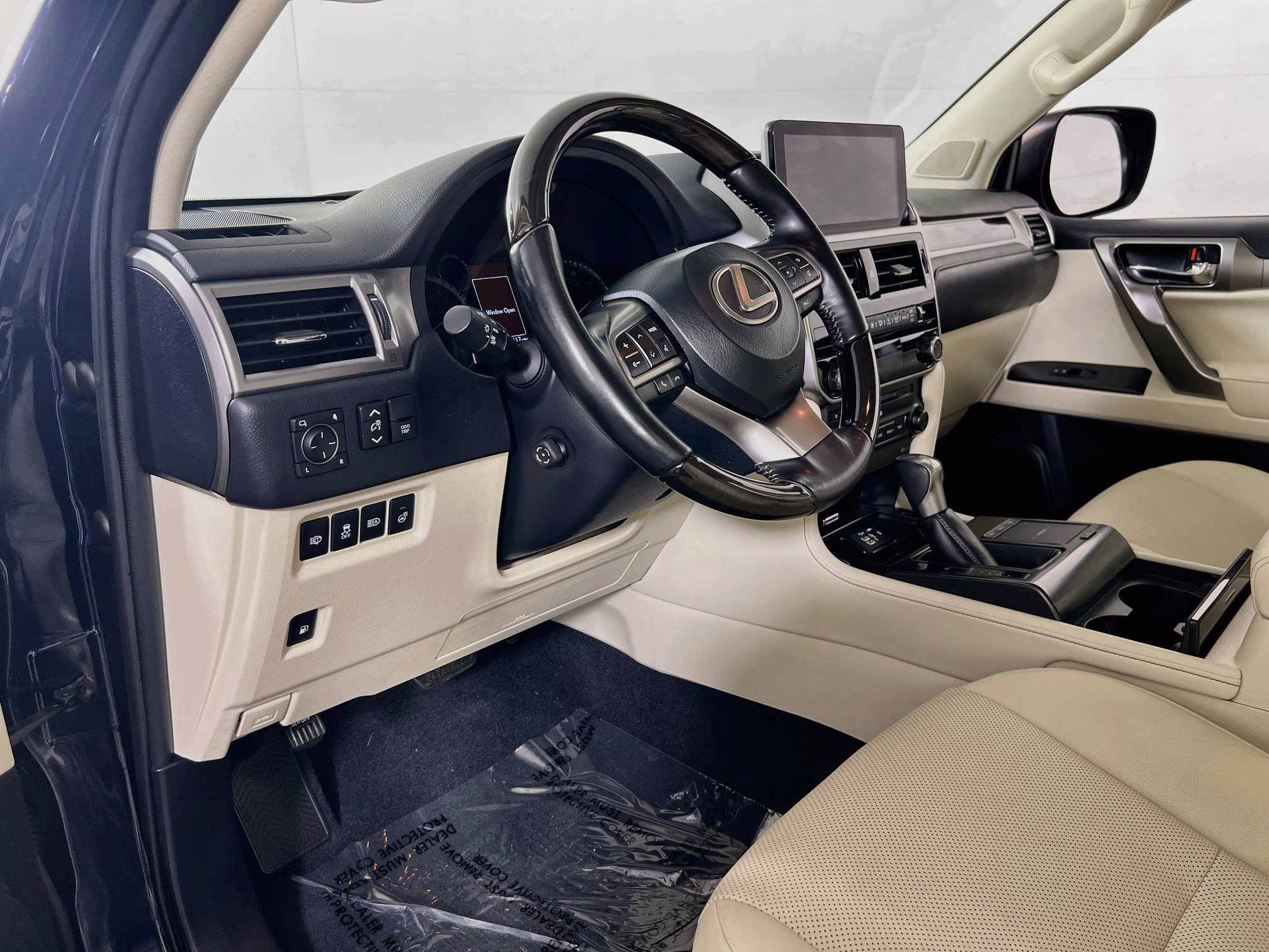 Used 2022 Lexus GX 460 Premium w/ Premium Package AWD/4WD image 9