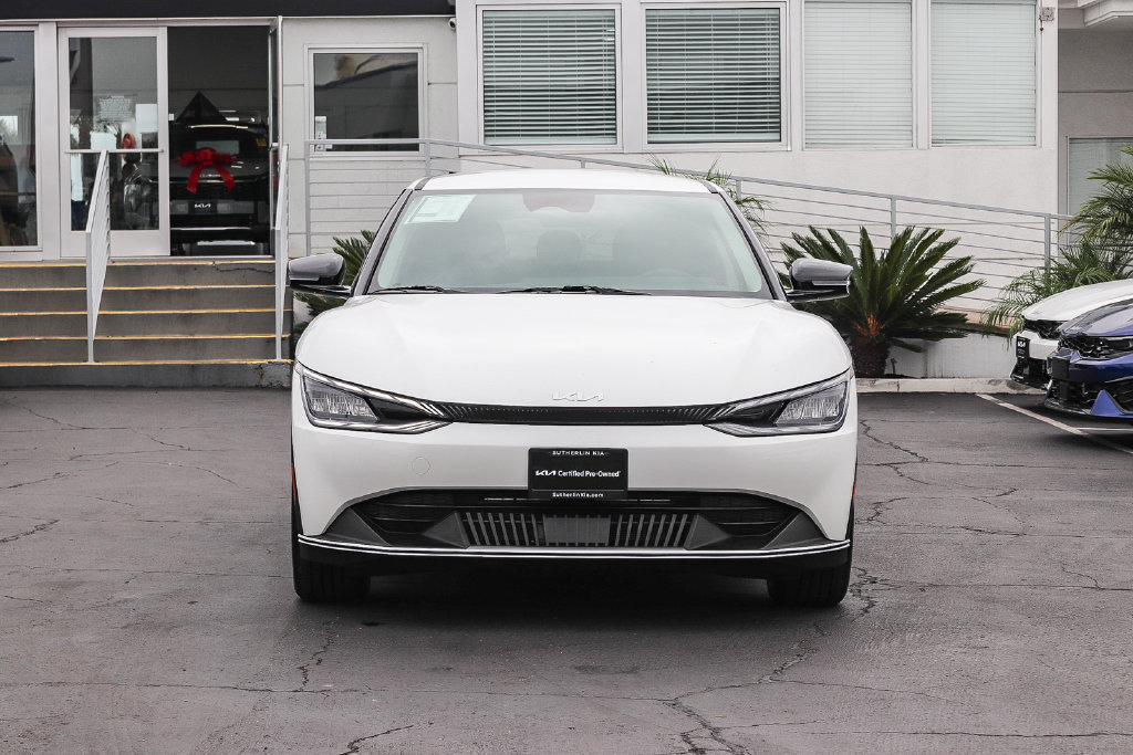 Used 2024 Kia EV6 Light RWD image 2