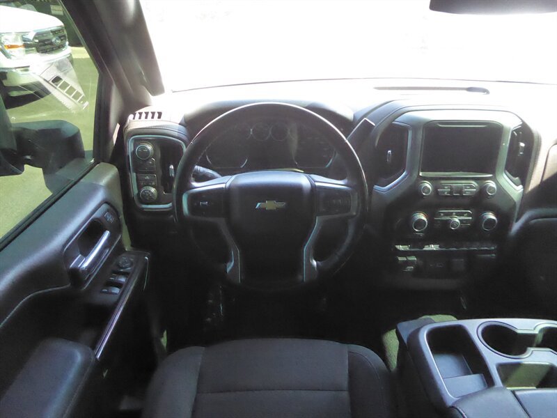 Used 2023 Chevrolet Silverado 2500 LT AWD/4WD image 10