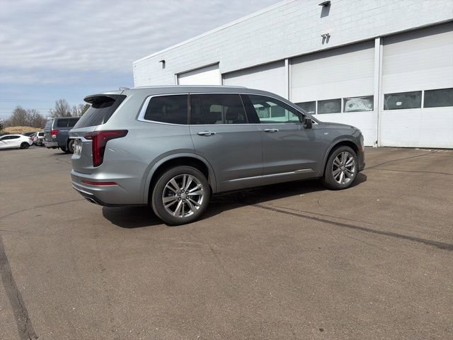 Used 2023 Cadillac XT6 Premium Luxury w/ Technology Package image 7