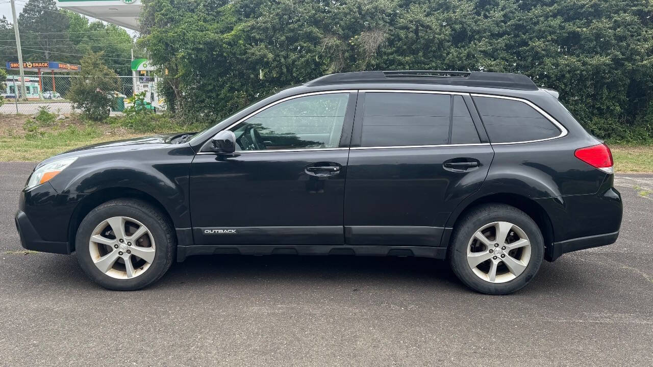 Used 2013 Subaru Outback 2.5i Limited AWD/4WD image 5