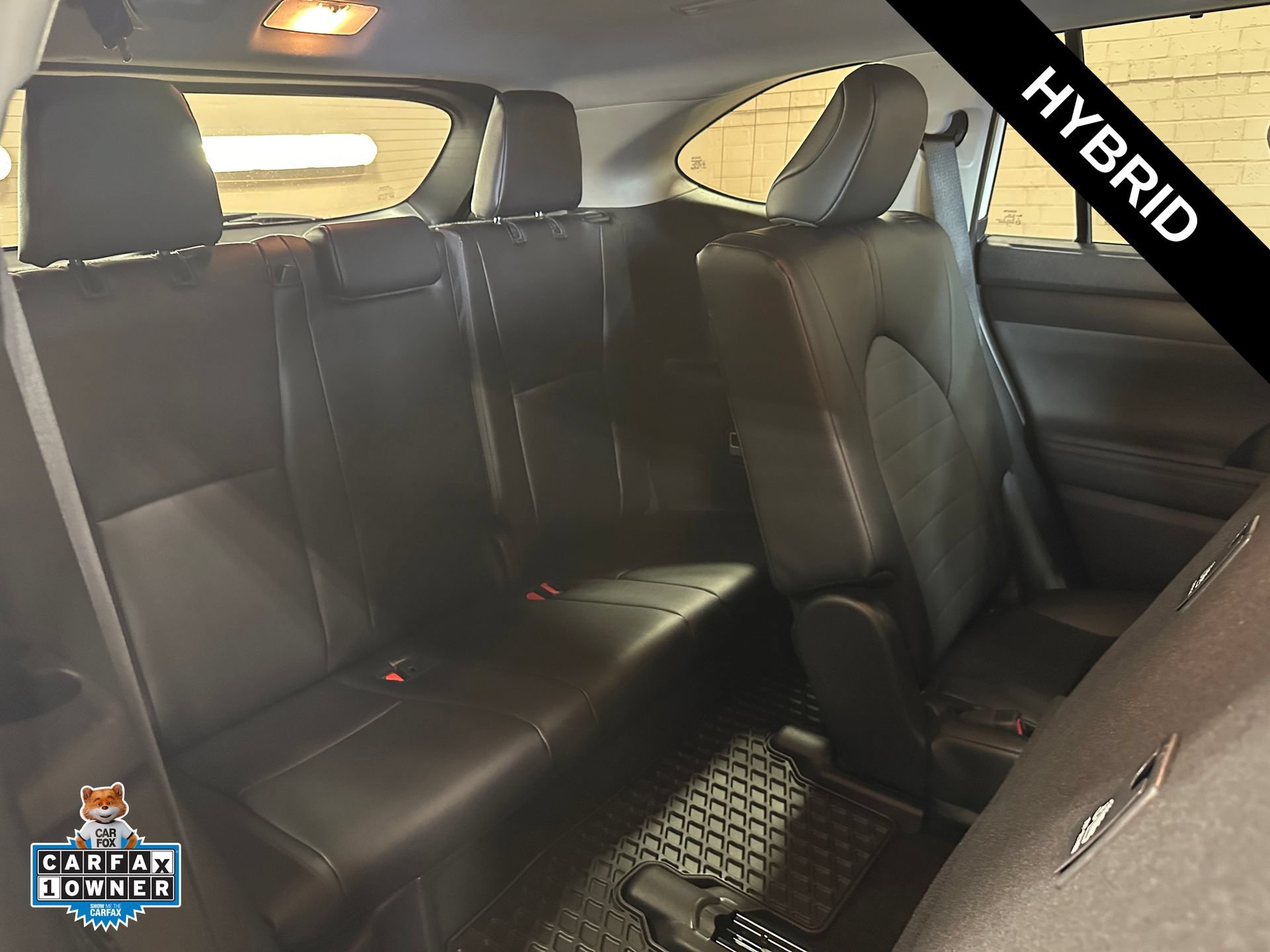 Used 2025 Toyota Highlander XLE AWD/4WD image 19