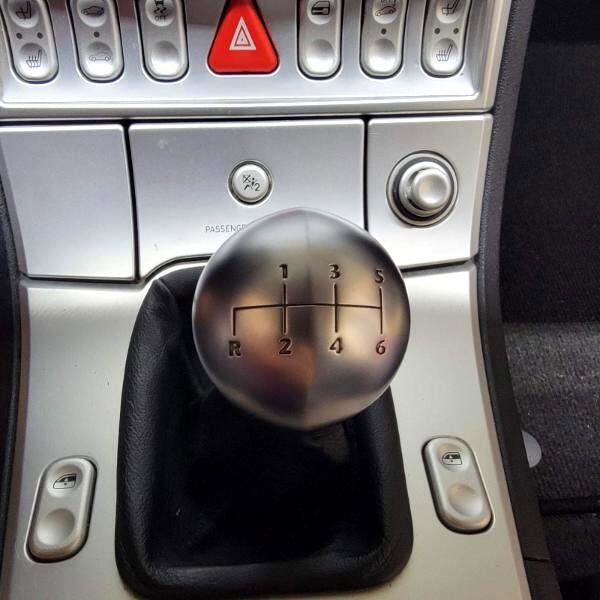 Used 2005 Chrysler Crossfire Limited image 19