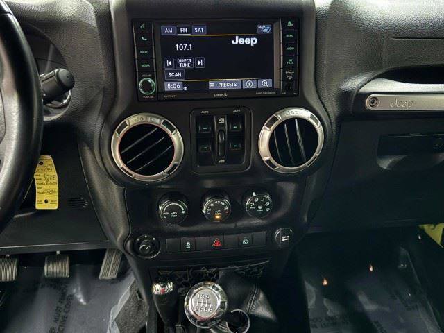 Used 2016 Jeep Wrangler Unlimited Sahara w/ Max Tow Package AWD/4WD image 34