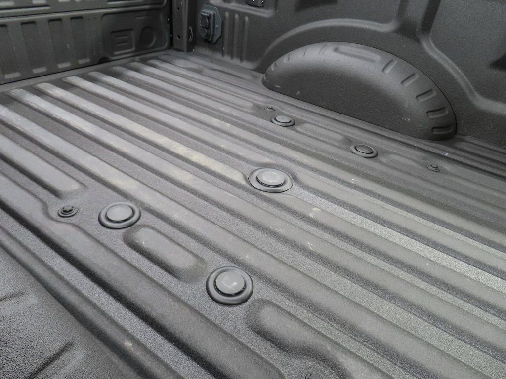 Used 2025 Ford F450 Platinum AWD/4WD image 46