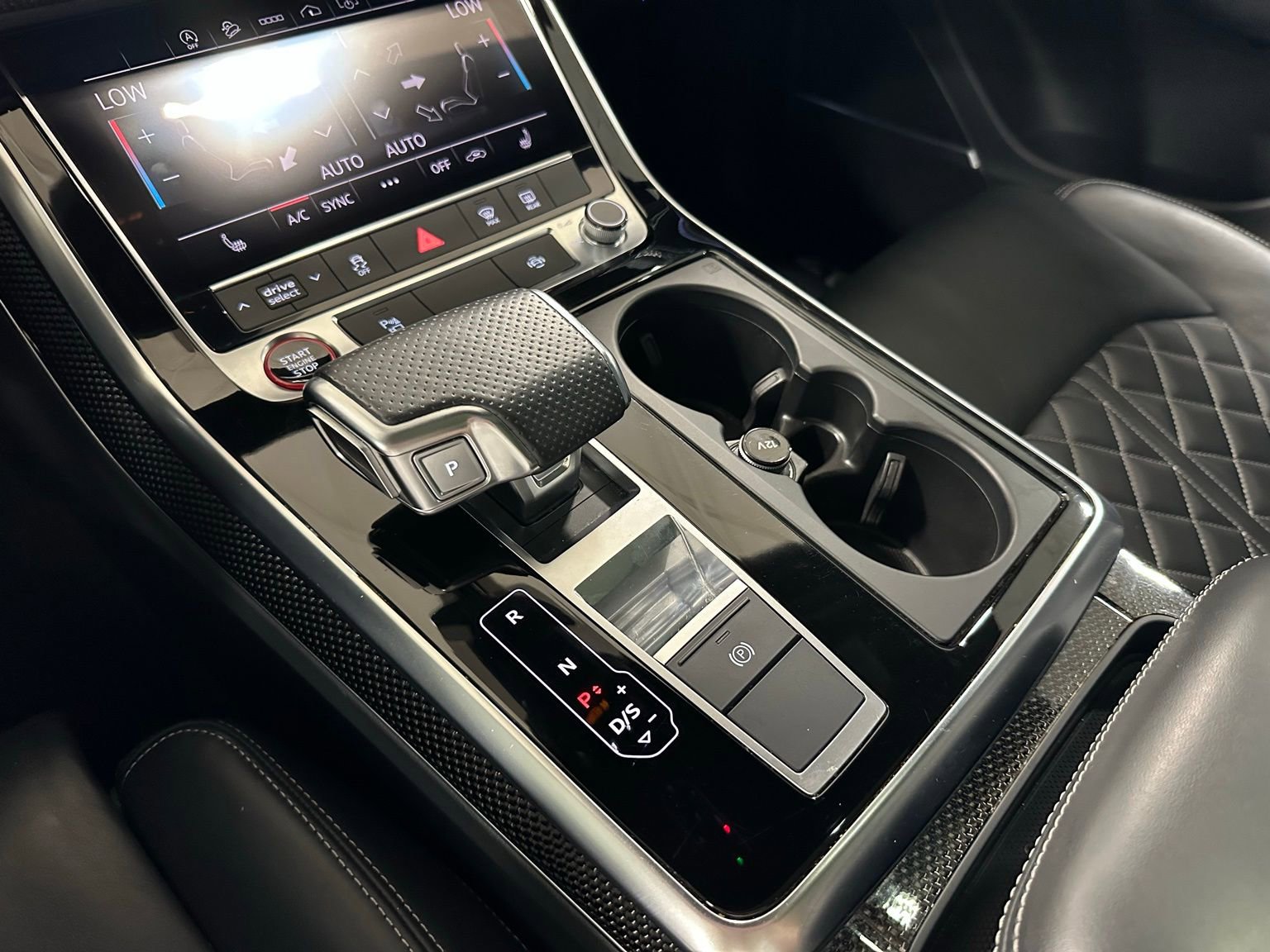 Used 2021 Audi SQ7 Premium Plus w/ SQ7 Black Optic Package image 33