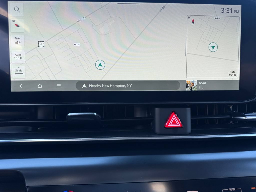 New 2026 Kia Carnival LX FWD image 11