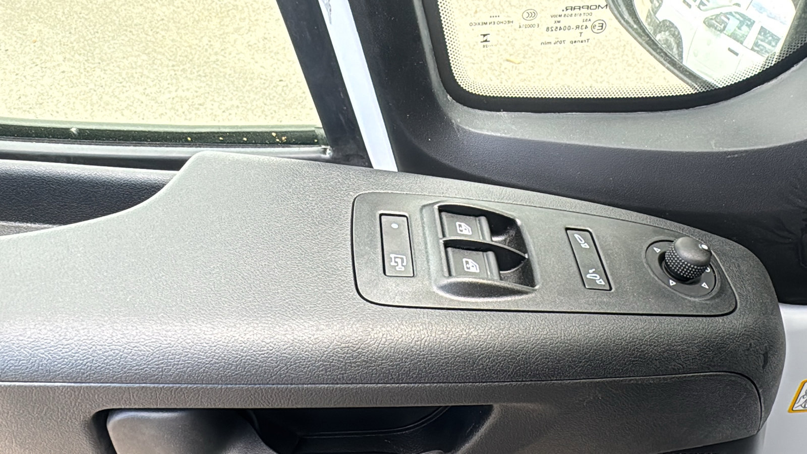 New 2026 RAM ProMaster 2500 w/ Convenience Group image 12