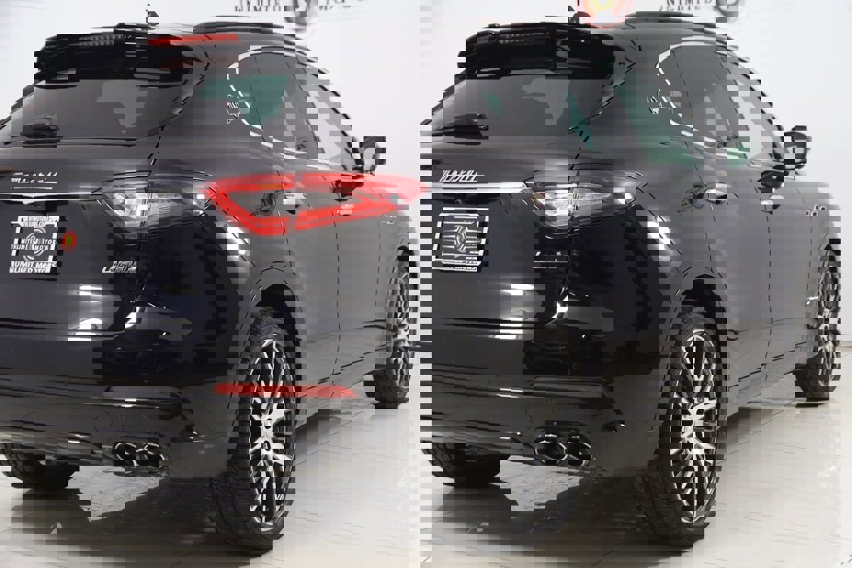 Used 2018 Maserati Levante S GranSport image 51