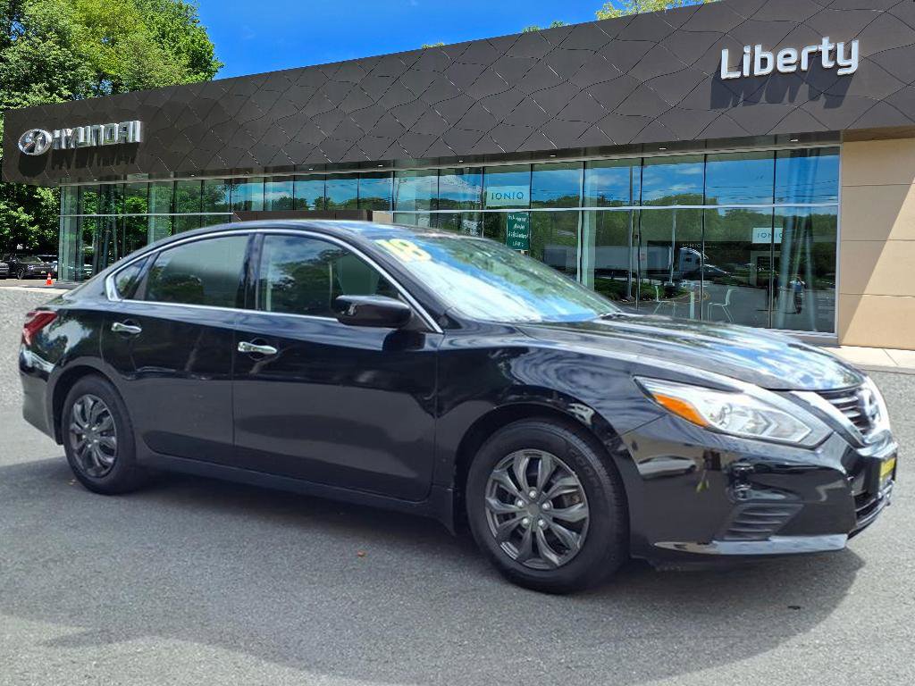 Used 2018 Nissan Altima 2.5 S w/ S Convenience Package