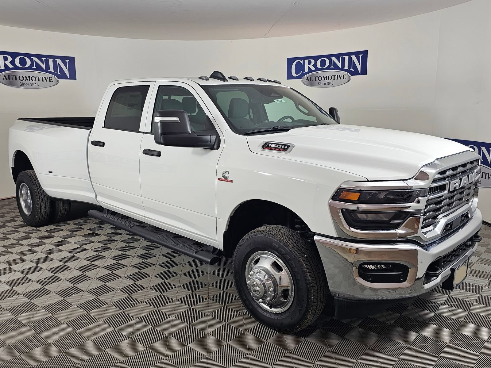 New 2026 RAM 3500 Tradesman AWD/4WD image 7