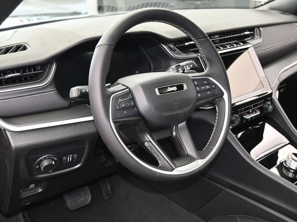 New 2026 Jeep Grand Cherokee Laredo X AWD/4WD image 10