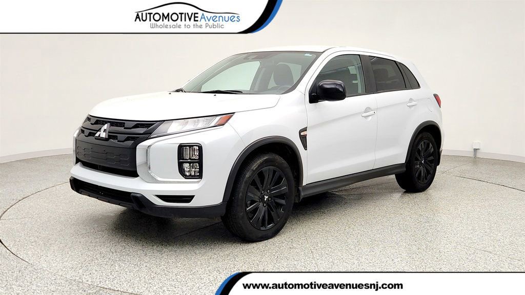 Used 2024 Mitsubishi Outlander Sport LE image 1